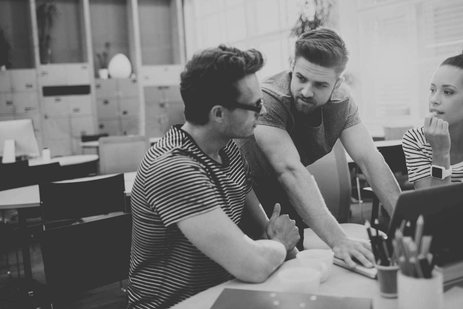 Estrategias innovadoras para impulsar una marca con las estrategias de la agencia de marketing digital Kreaset