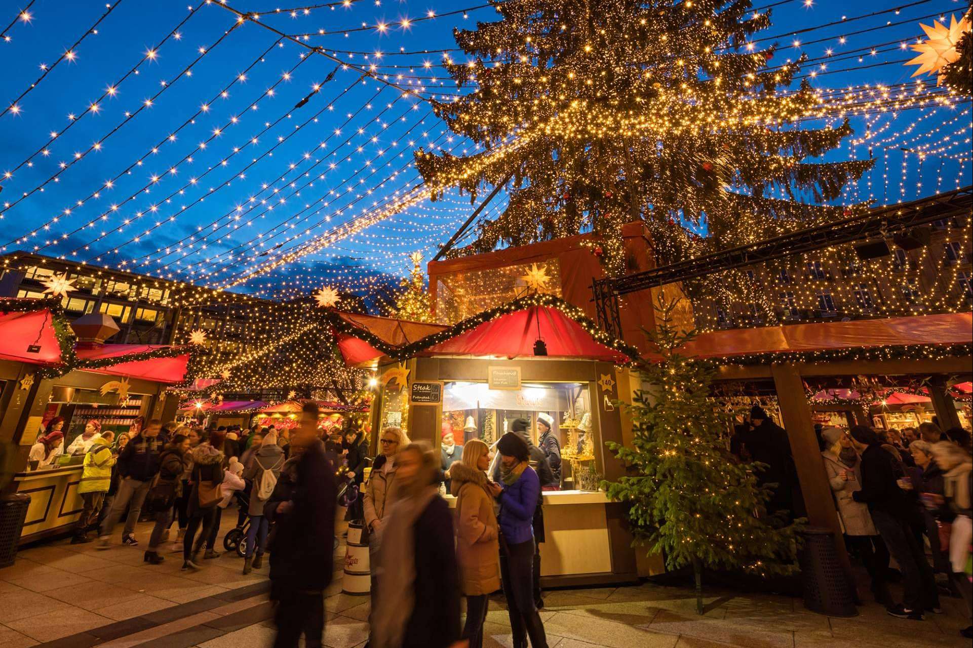 AmaWaterways presenta sus cruceros fluviales de mercados navideños 2024 por el Danubio y el Rin