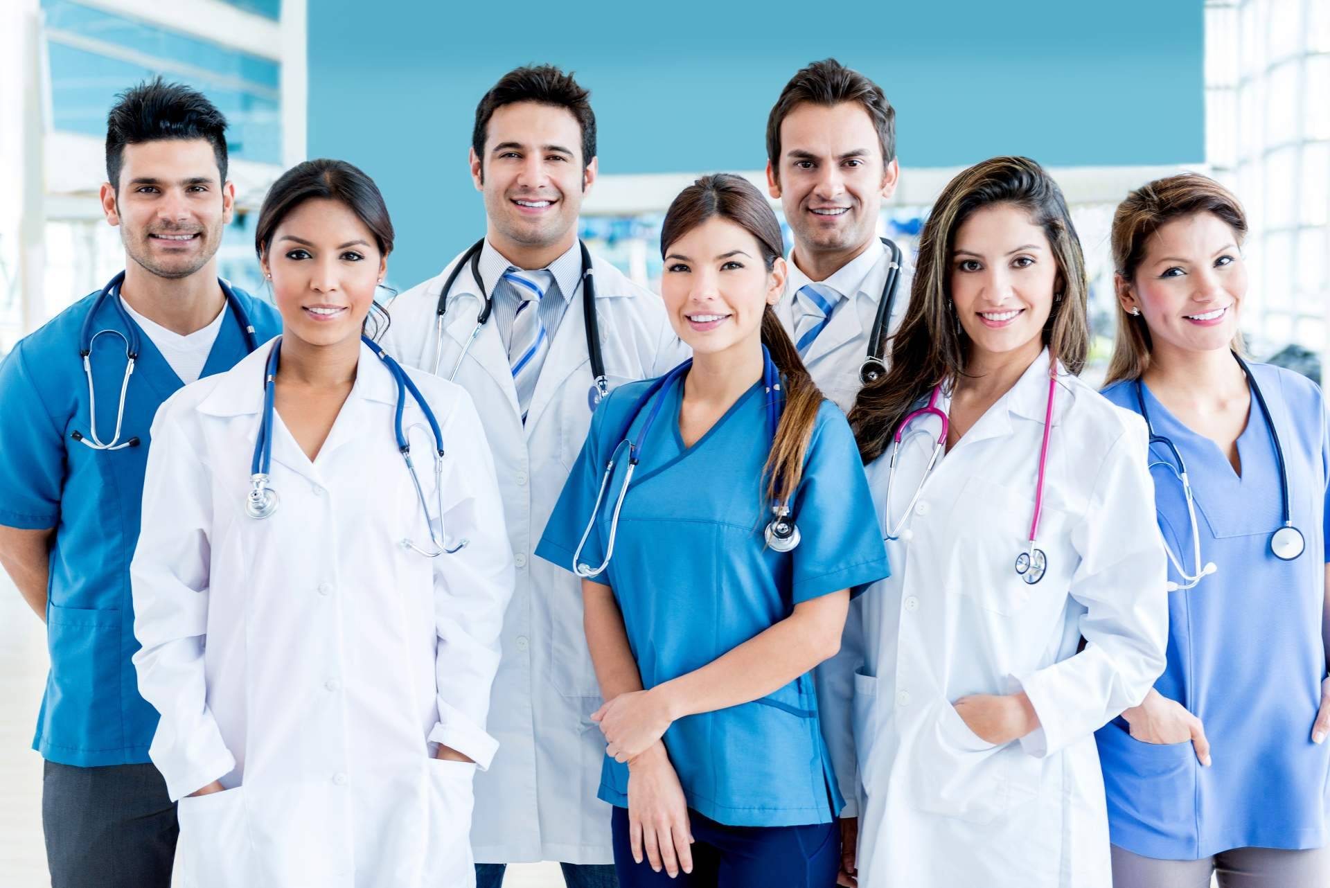 La Fábrica de Software ofrece soluciones sostenibles para la gestión de uniformes médicos