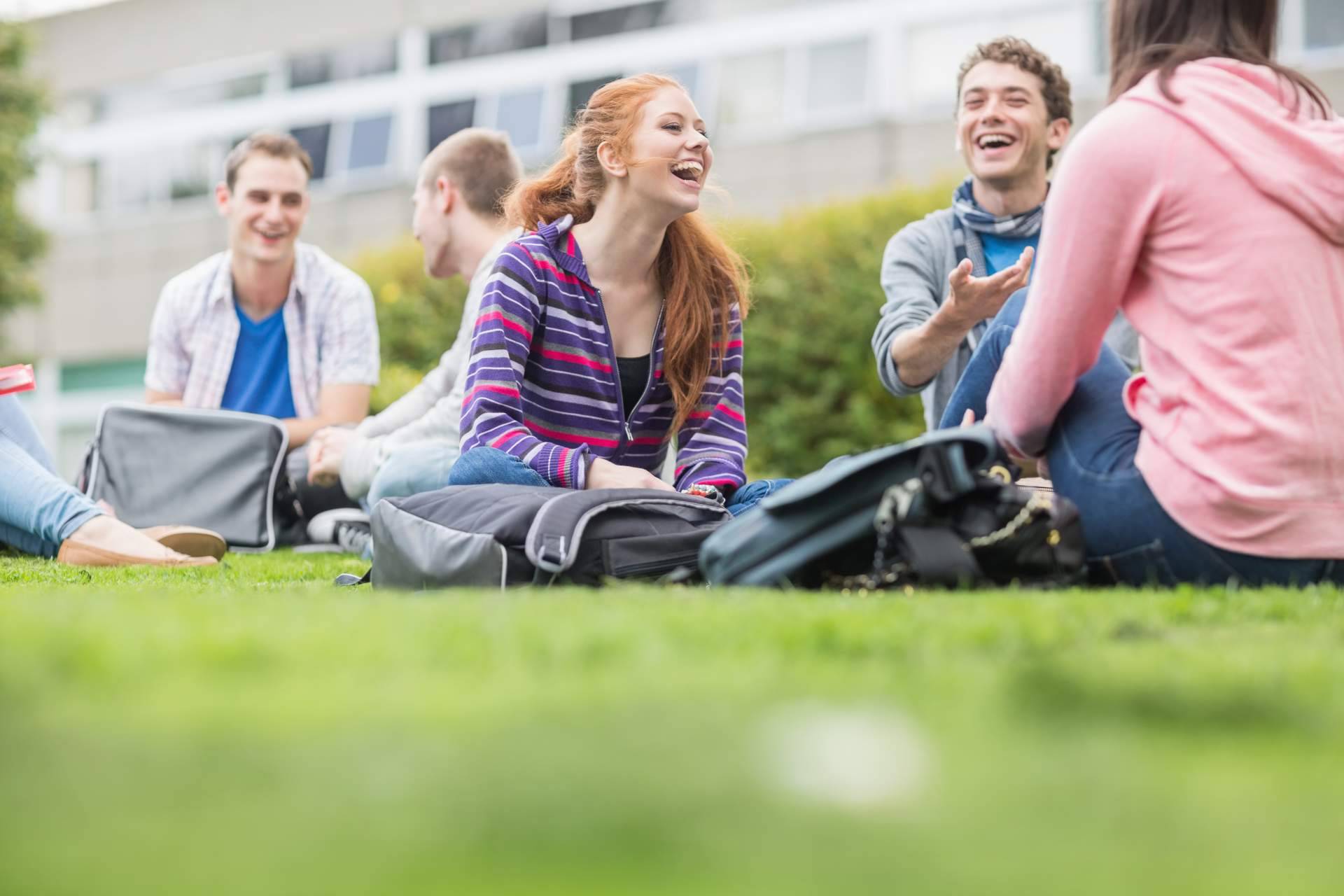 IEAD destaca por su alianza con la Universidad Isabel I en programas formativos