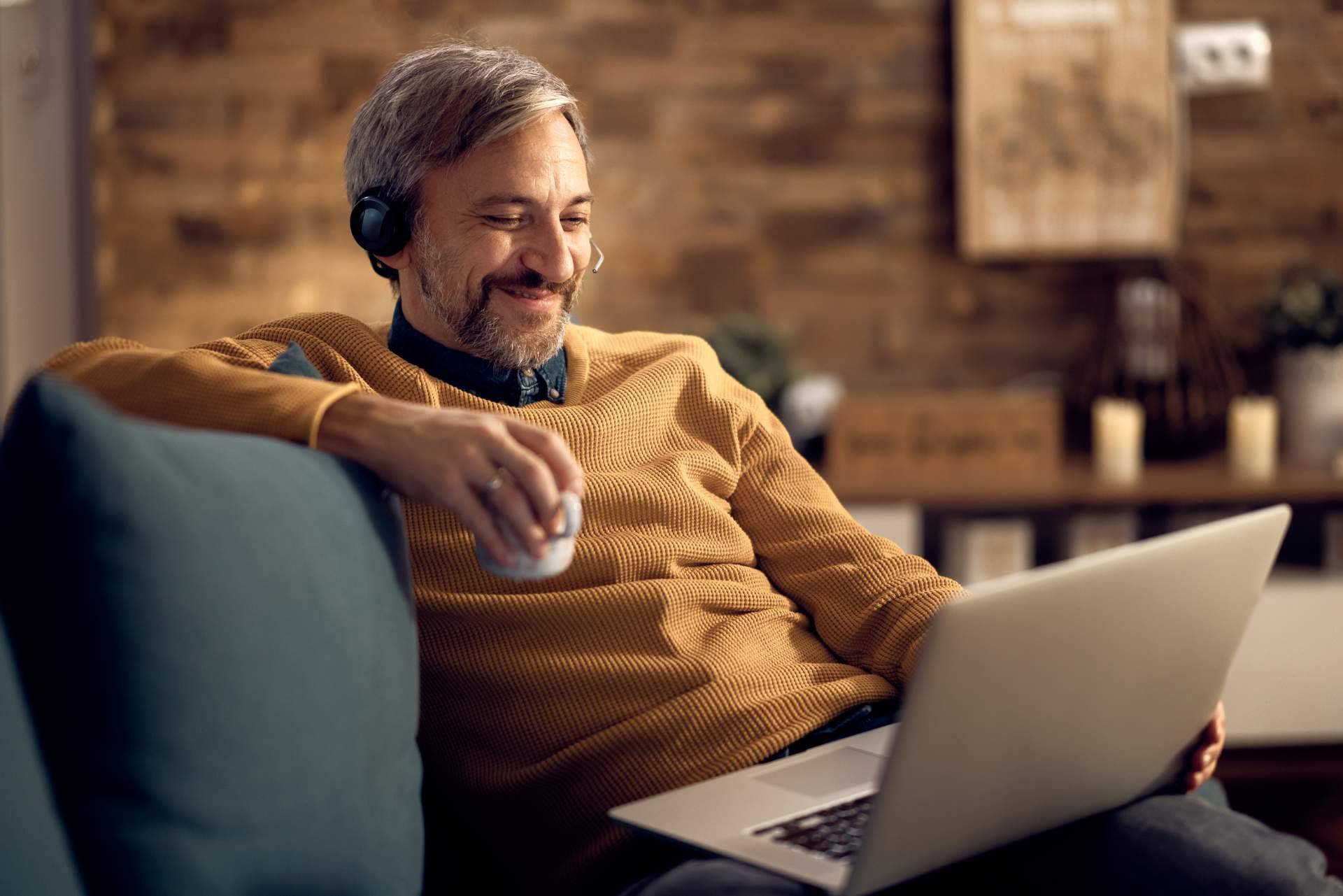 Grupo Devuelving transforma el emprendimiento digital con franquicias low-cost