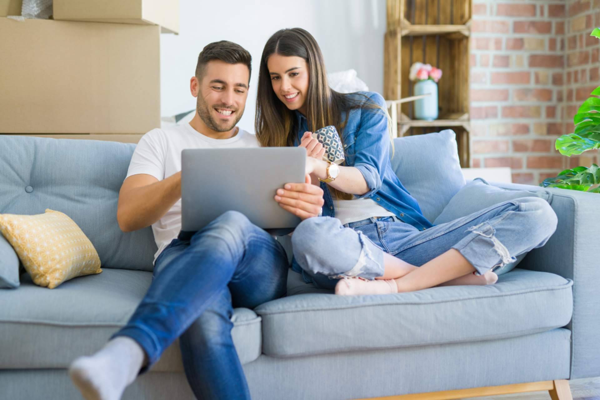 Sofás Black Friday, La Tienda HOME presenta opciones de diseño y comodidad con rebajas exclusivas