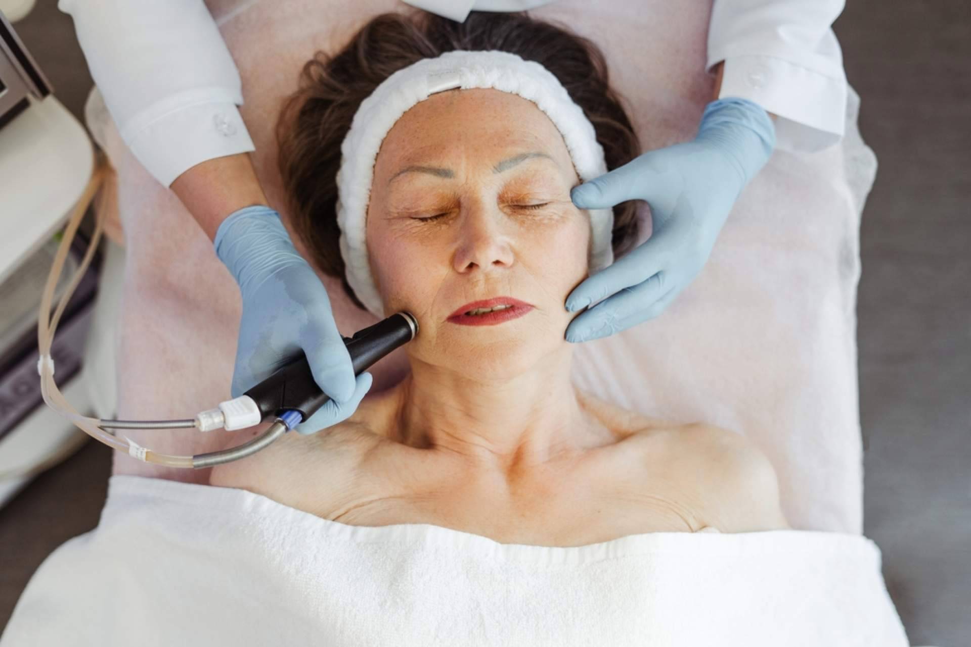 Centro Estética El Pilar ofrece tratamientos avanzados para eliminar cicatrices en Madrid
