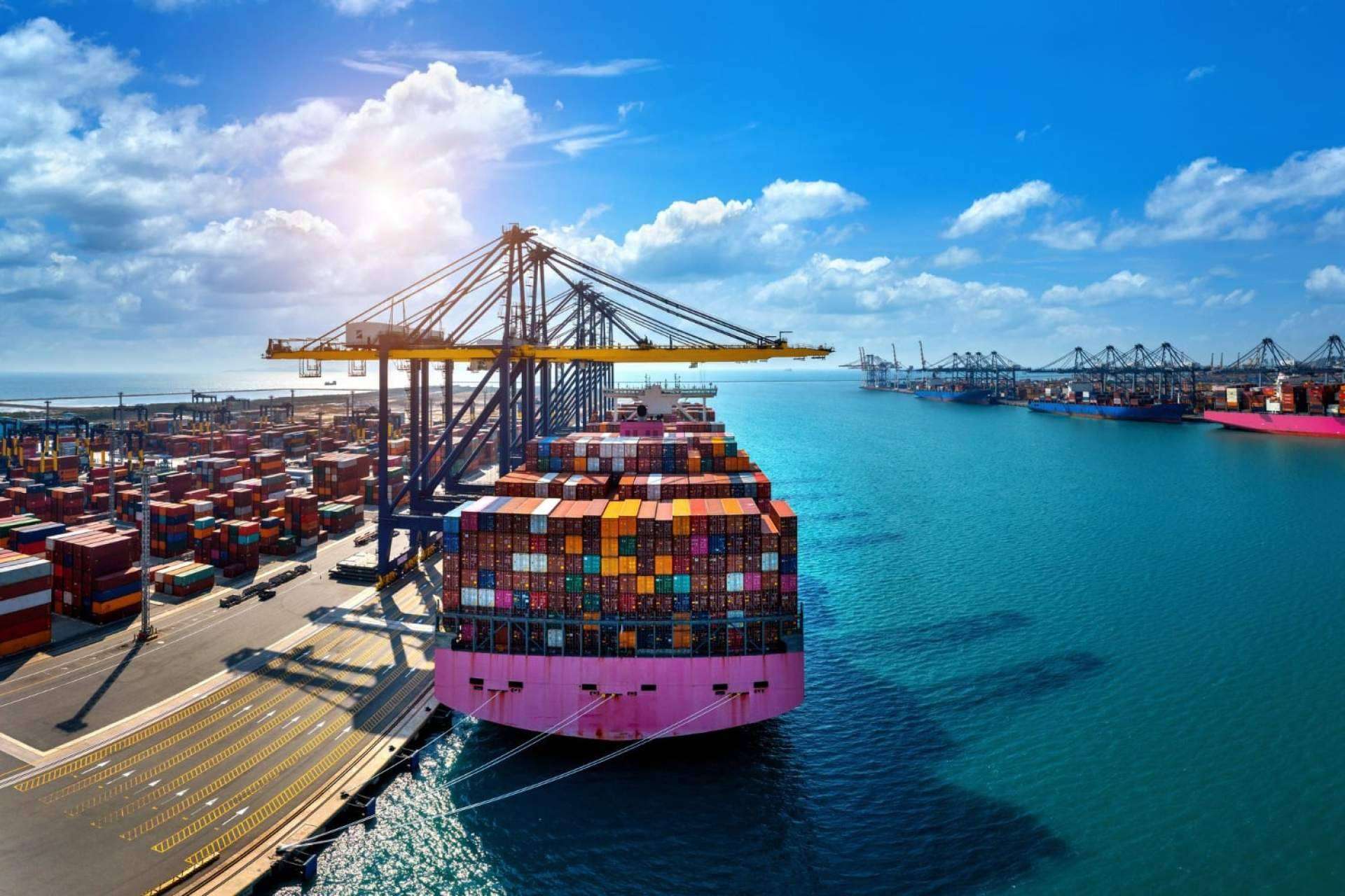 Easy Trans, líder global en importaciones y exportaciones