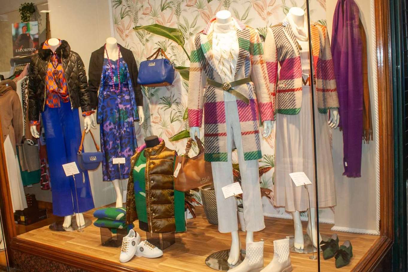 Enrique Pellejero celebra su 50 aniversario con las mejores marcas de moda y su sello propio
