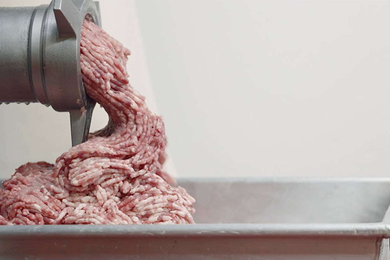 Sabores tradicionales en cada pieza, la propuesta artesanal de Embutidos El Callosino