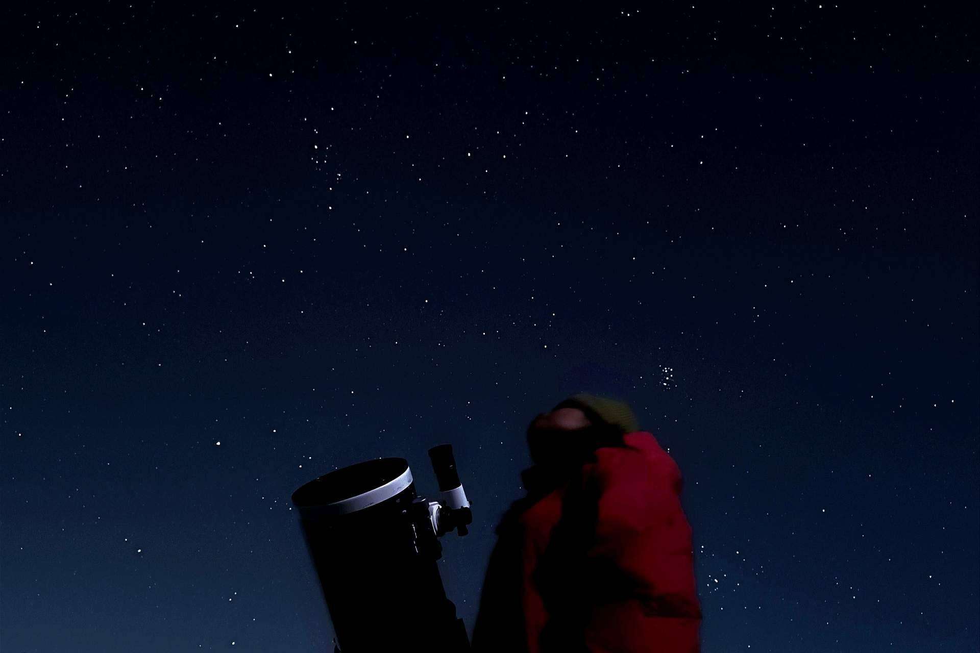 Orión Madrid Astroturismo transforma la observación del cosmos en una experiencia única