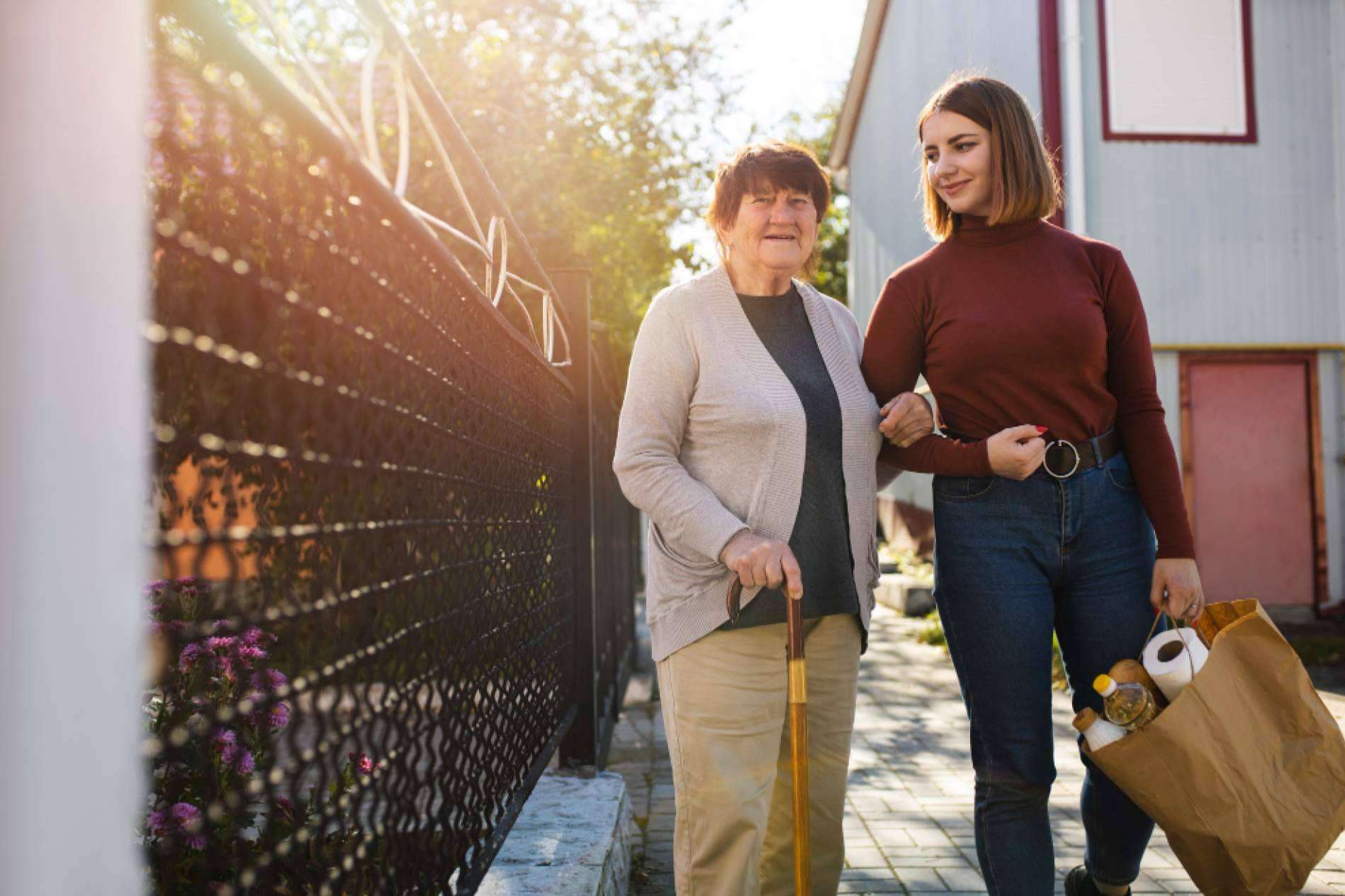 mSoluciona Bilbao, expertos en cuidado de personas mayores y ayuda a domicilio personalizada