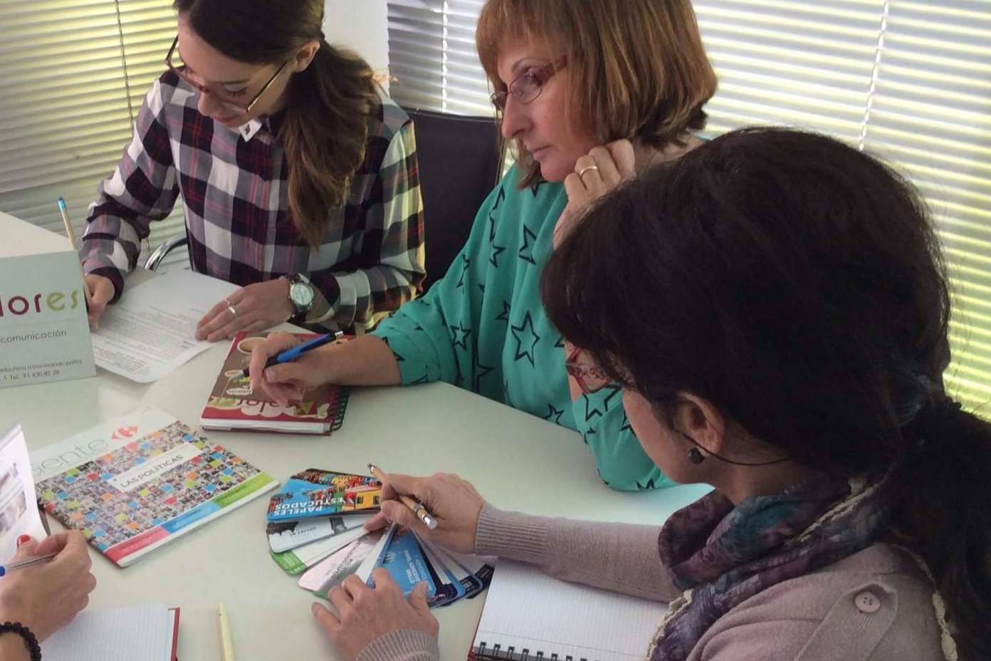 A2colores transforma la imagen corporativa de pymes con innovación gráfica