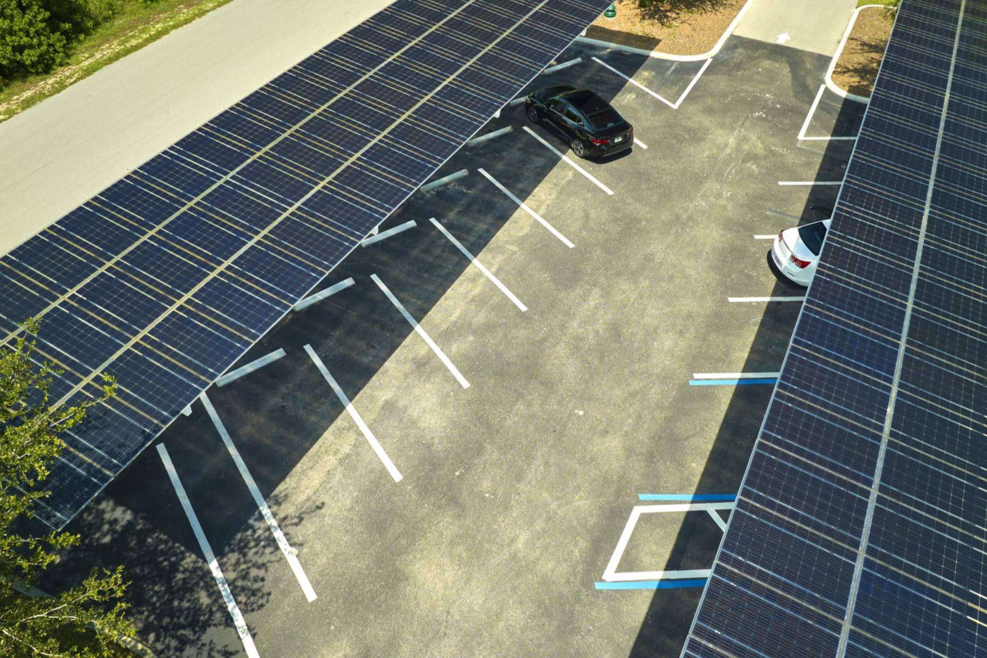 Repsol desarrollará en Zaragoza su mayor proyecto de comunidades solares en España