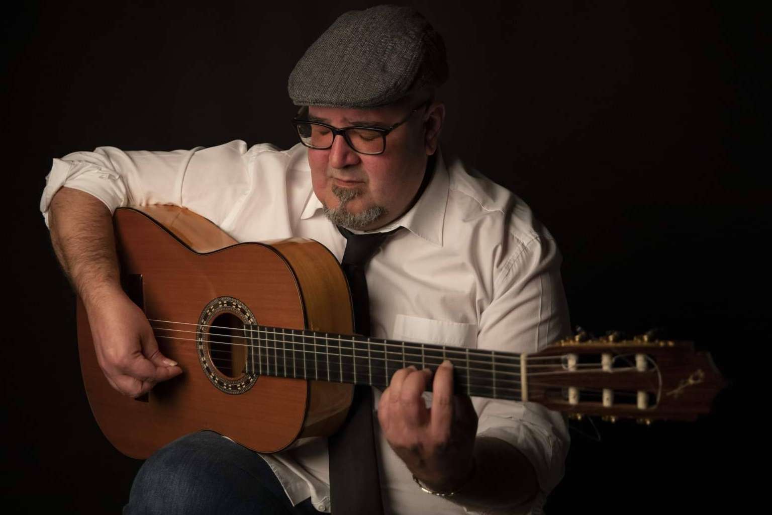 Aprendeguitarra.es y la UHU rompen barreras para aprender flamenco online