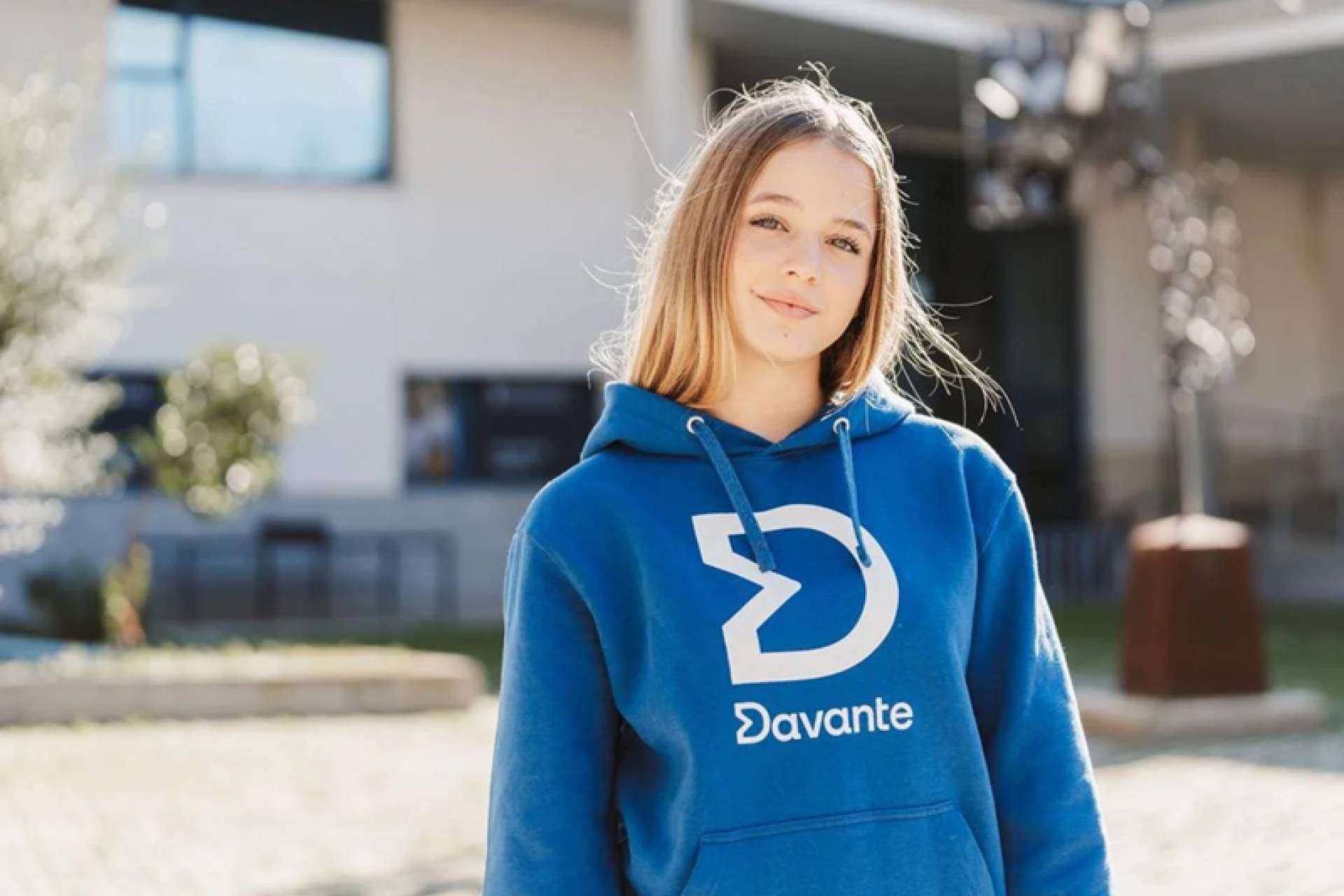 Davante revoluciona la educación con FP oficial, cursos especializados y formación para oposiciones