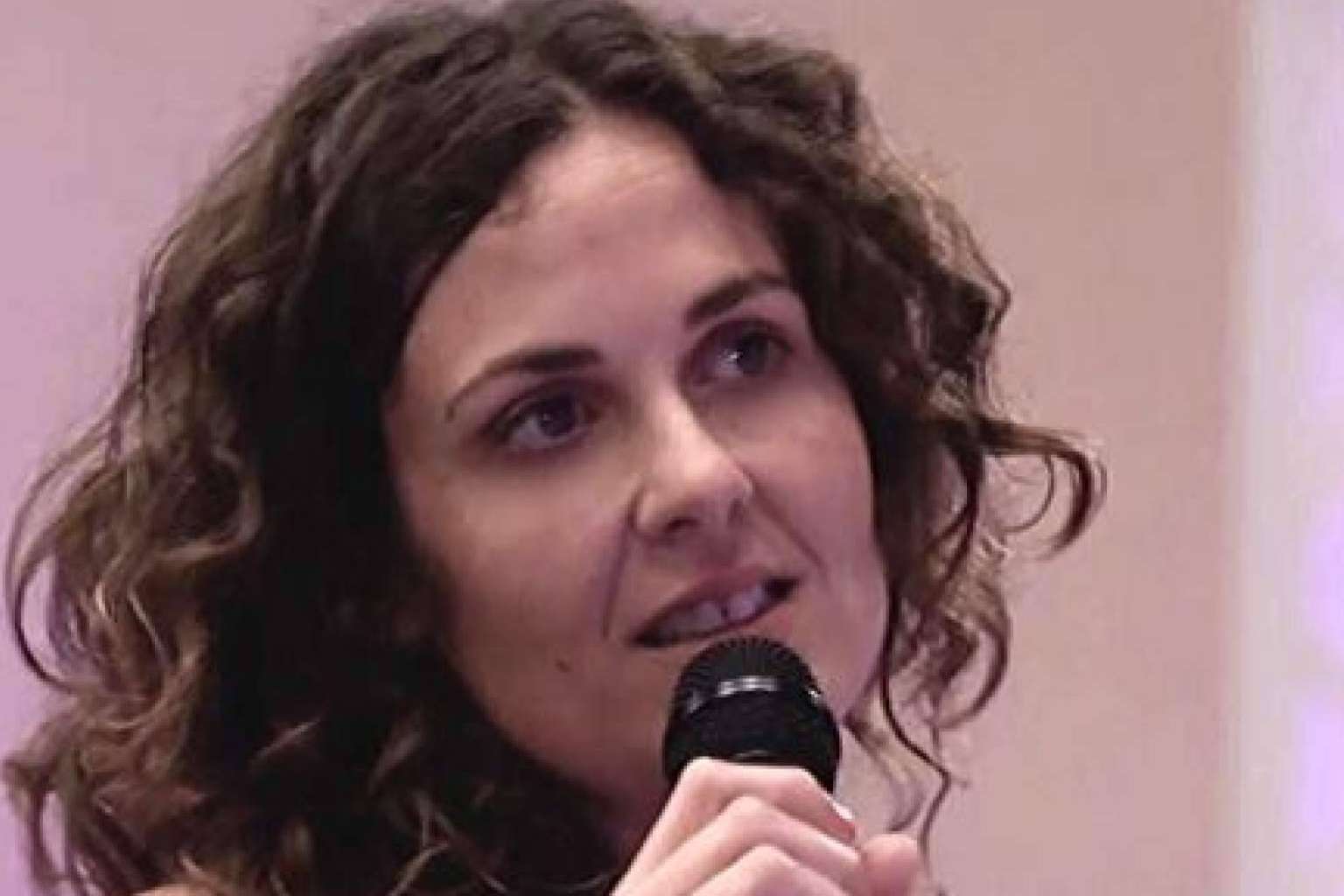 Silvia Valdés presenta un método de formación para hablar en público con impacto real