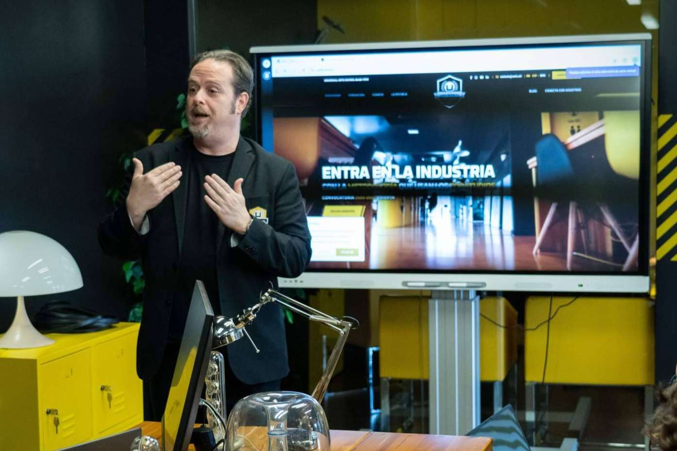 Financial Magazine reconoce a Universal Arts School por su formación creativa especializada en 2025