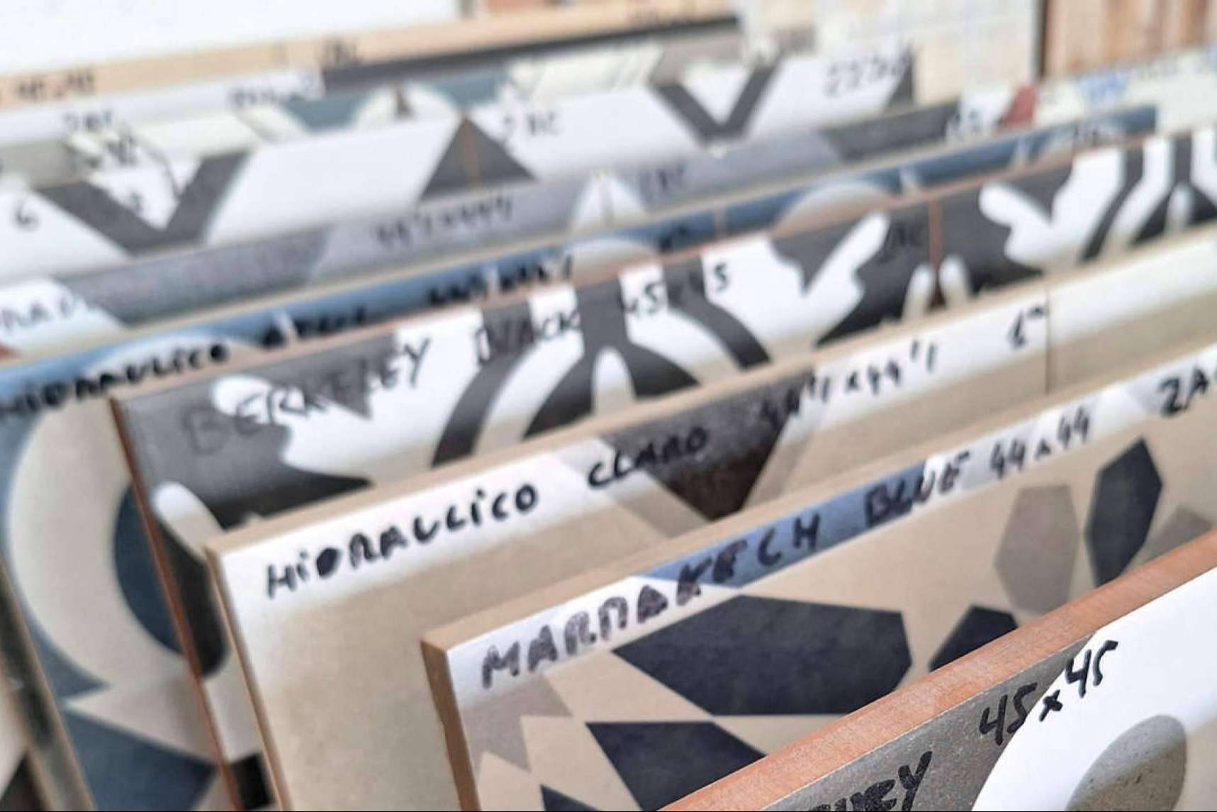 Outlet de azulejos en Artegres, cientos de lotes con primeras marcas y descuentos hasta el 70 %
