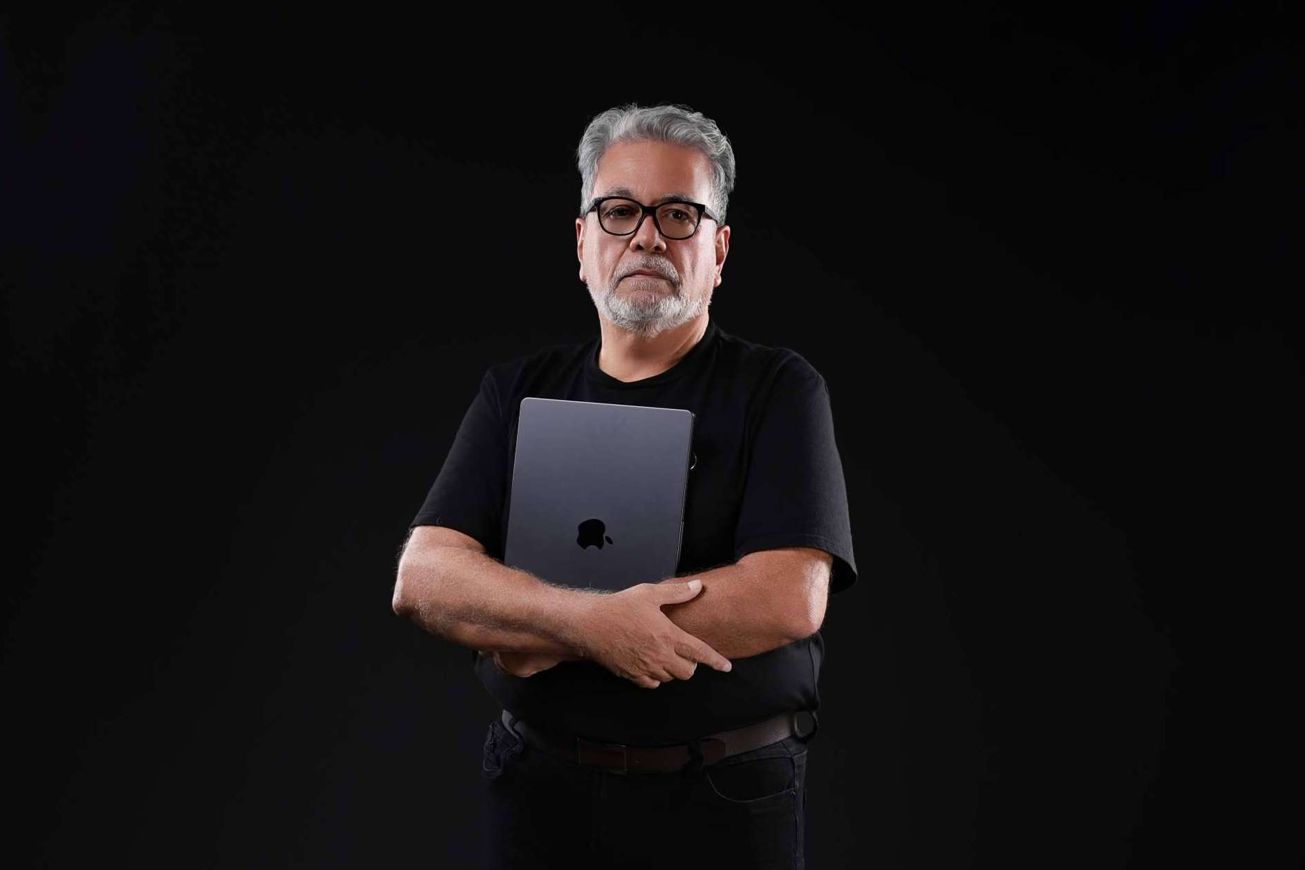Germán A. DeLaRosa propone una mirada valiente sobre el duelo y la finitud en su nuevo libro