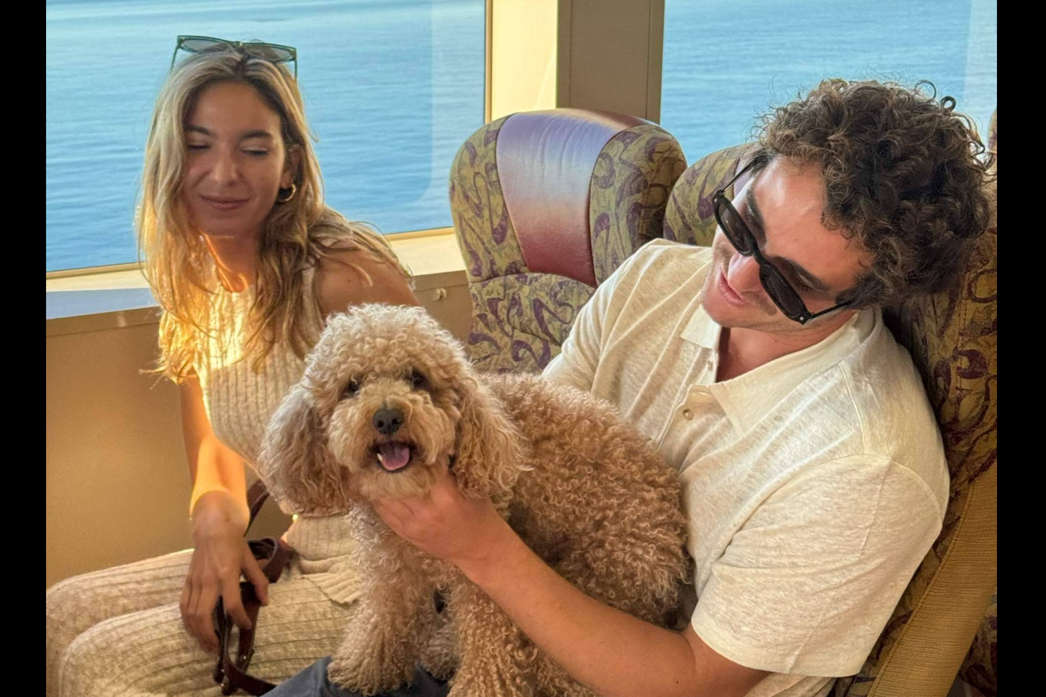 Menorca se consolida como destino 'PetLover'; Guía completa para viajar a la isla con el perro