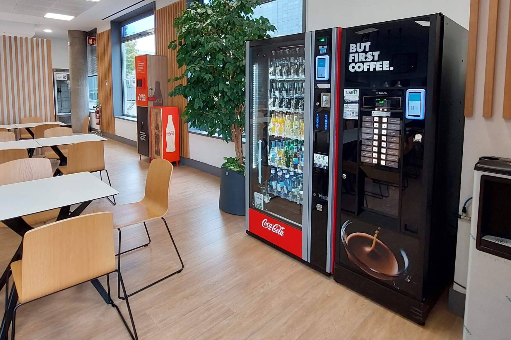 C&B Señor instala y mantiene máquinas vending personalizadas con atención técnica 24 horas en Madrid