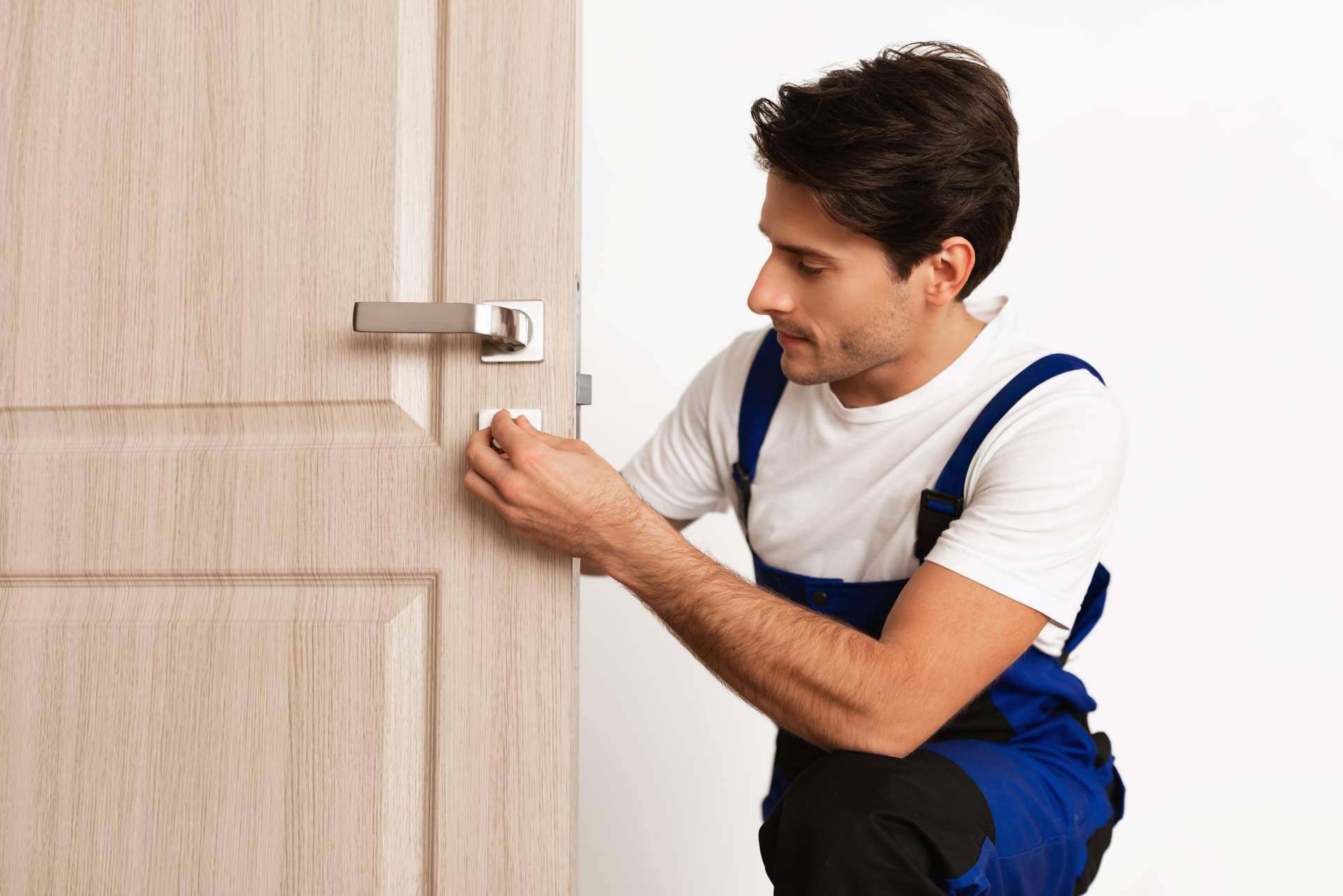 Cerrajero Tecnico garantiza servicio de cerrajería 24 horas en Madrid con disponibilidad inmediata