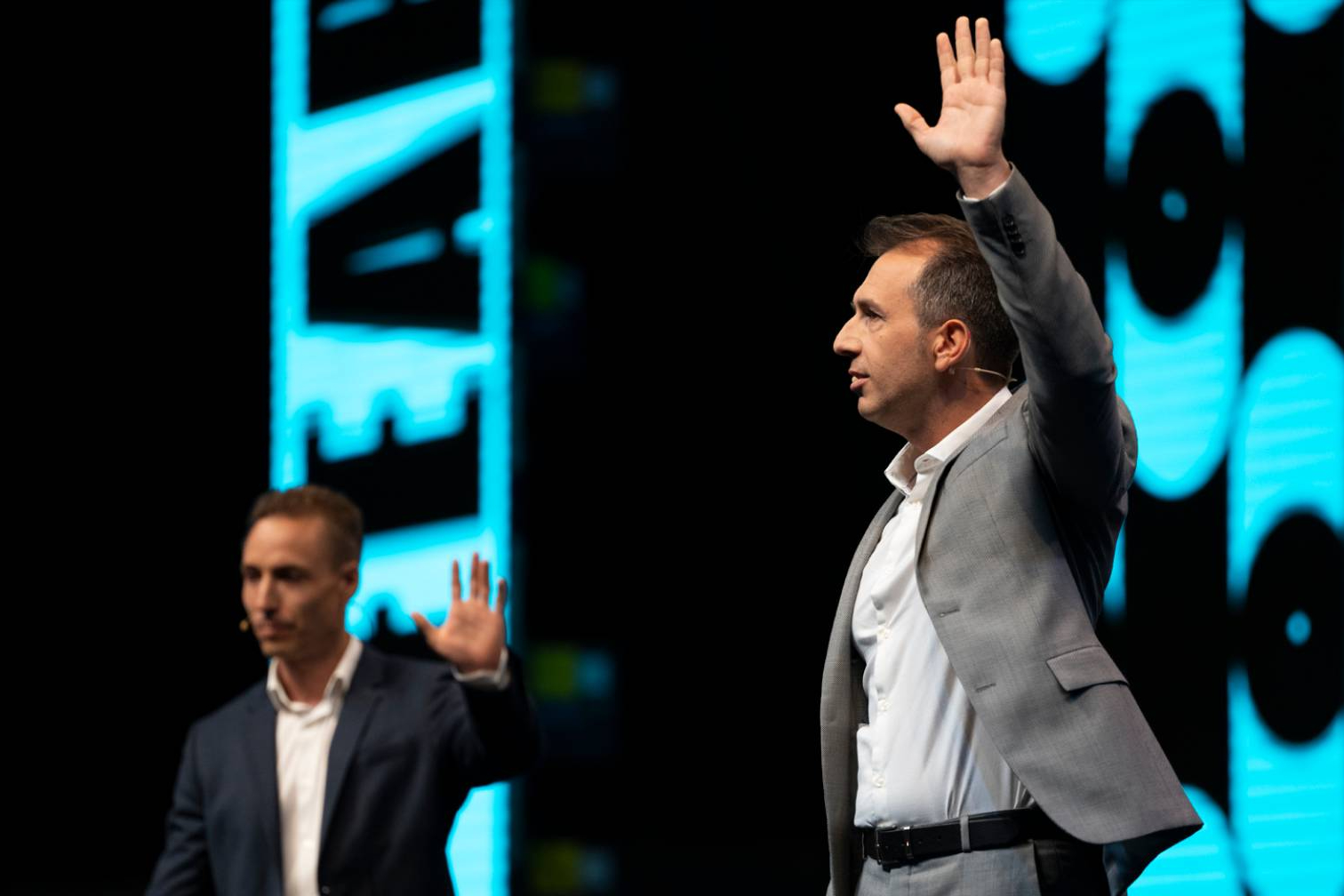 Alfonso y Christian impulsan la eficacia comercial con consultoría en ventas y negociación estratégica