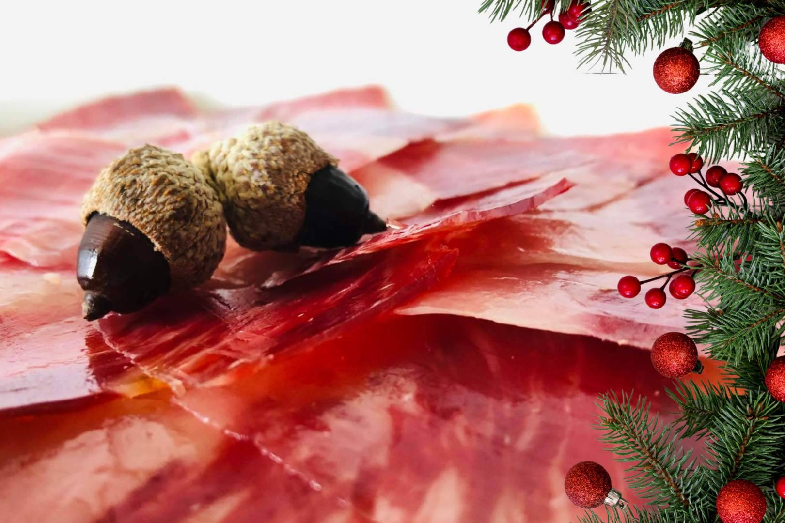 Higuera de la Sierra celebra la Navidad ibérica con Paulino; jamones y chacinas de elaboración propia y existencias limitadas