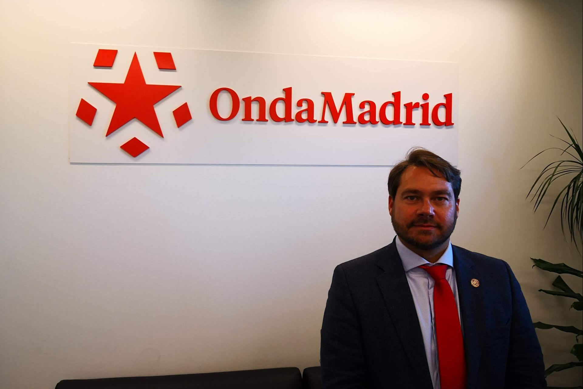La baliza conectada V-16; entre la seguridad vial y las incógnitas tecnológicas que preocupan a los peritos informáticos