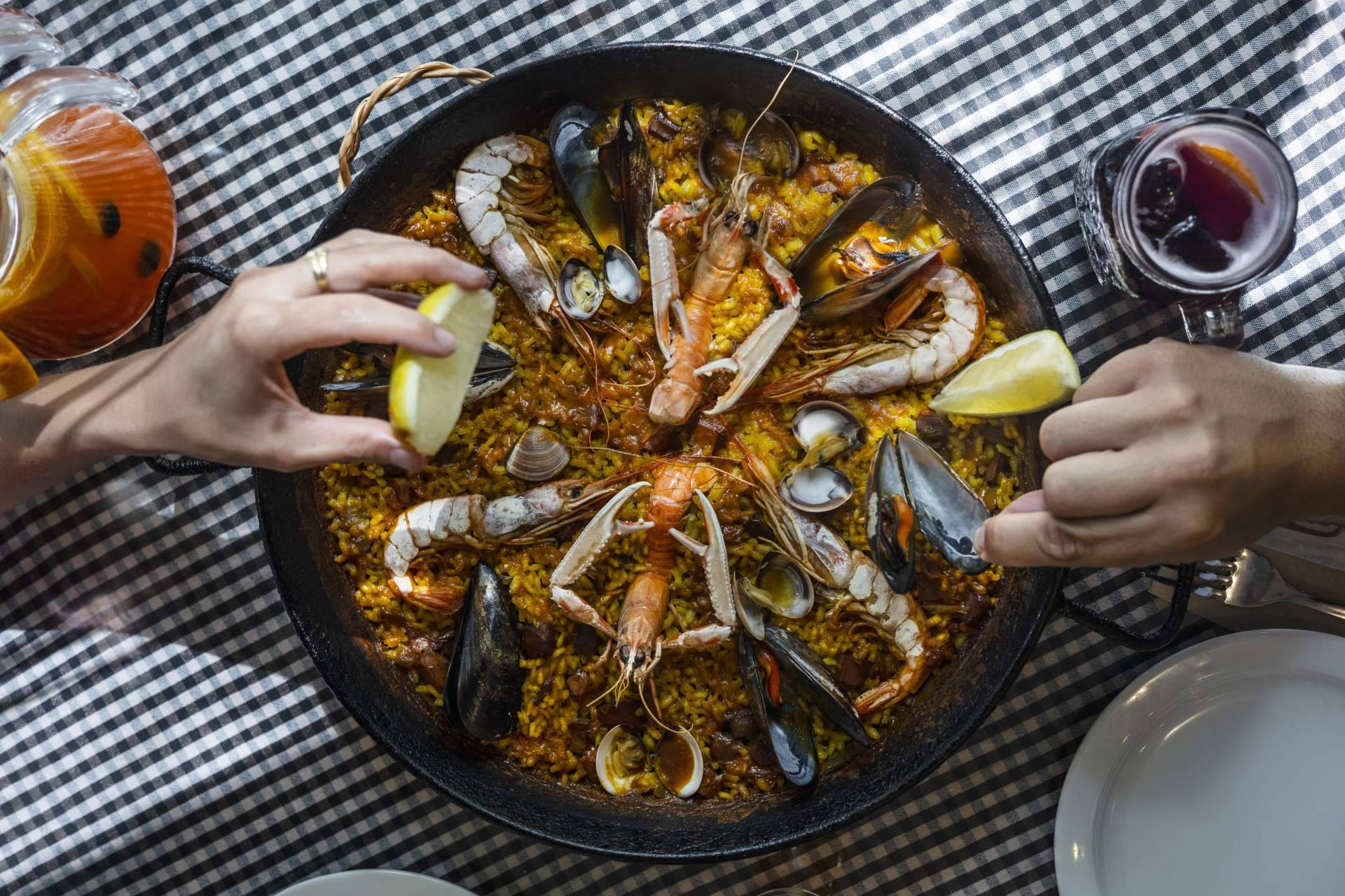 Pasa Tapas acoge eventos y grupos en un entorno familiar en pleno corazón de la Barceloneta
