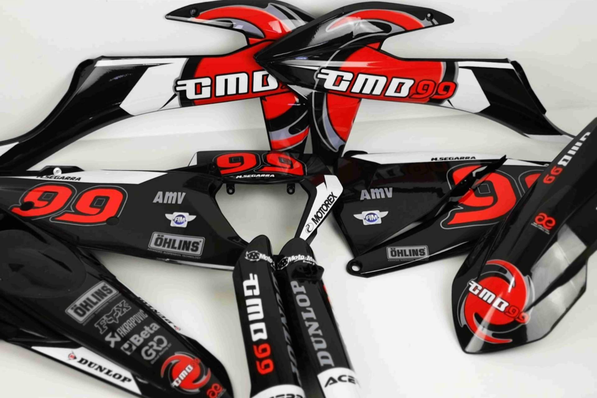 La personalización en motos off-road crece con las pegatinas motos de alto rendimiento de ADHESIVOSEMBARRADOS