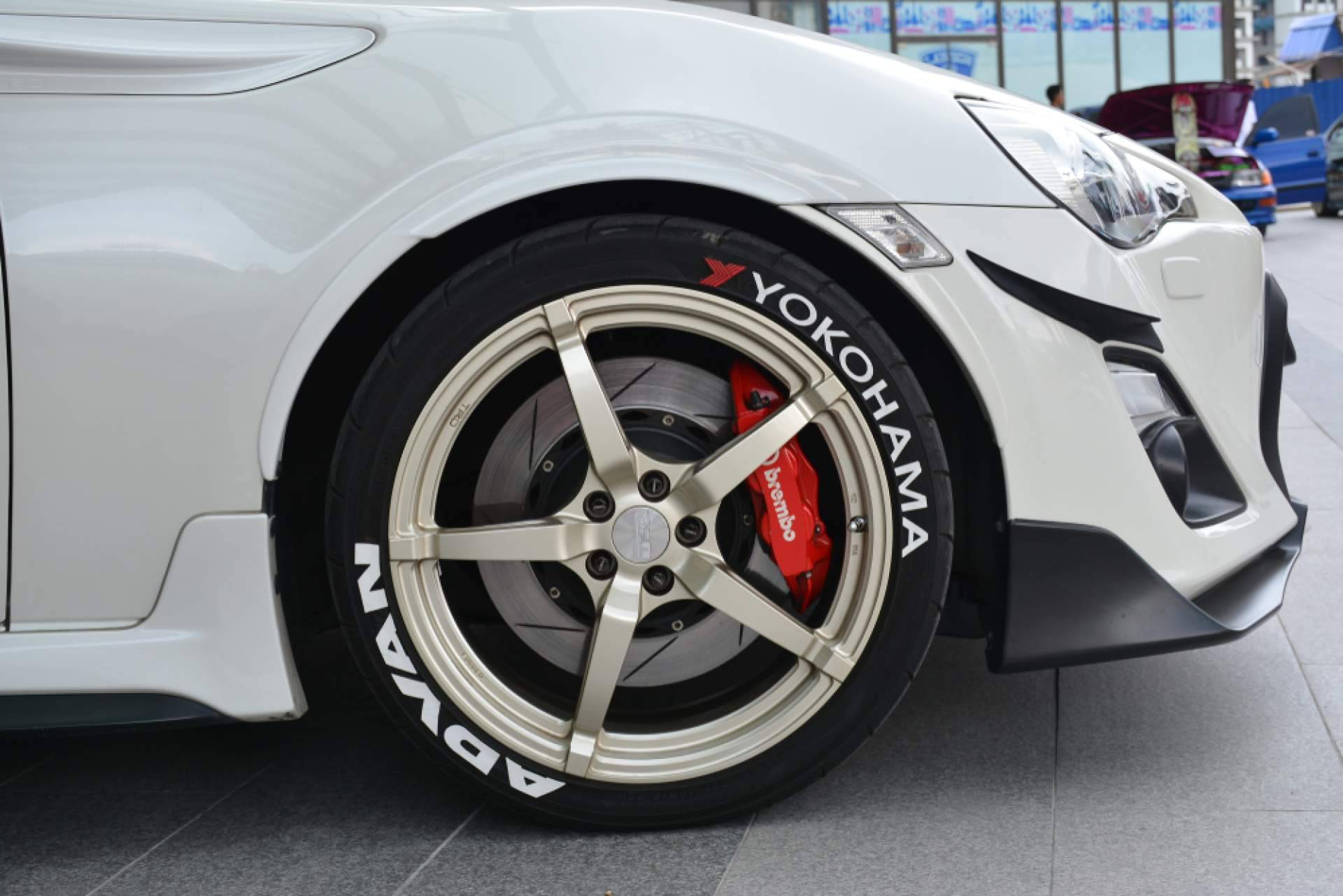 Neumáticos Porpoco incorpora neumáticos Yokohama a su oferta online con precios competitivos