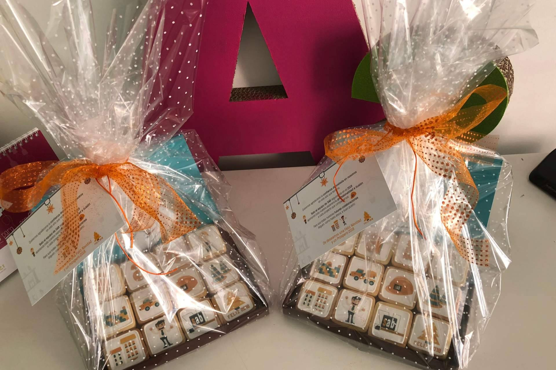 Preparando la Navidad en la empresa; cómo los detalles gráficos refuerzan la conexión con los clientes