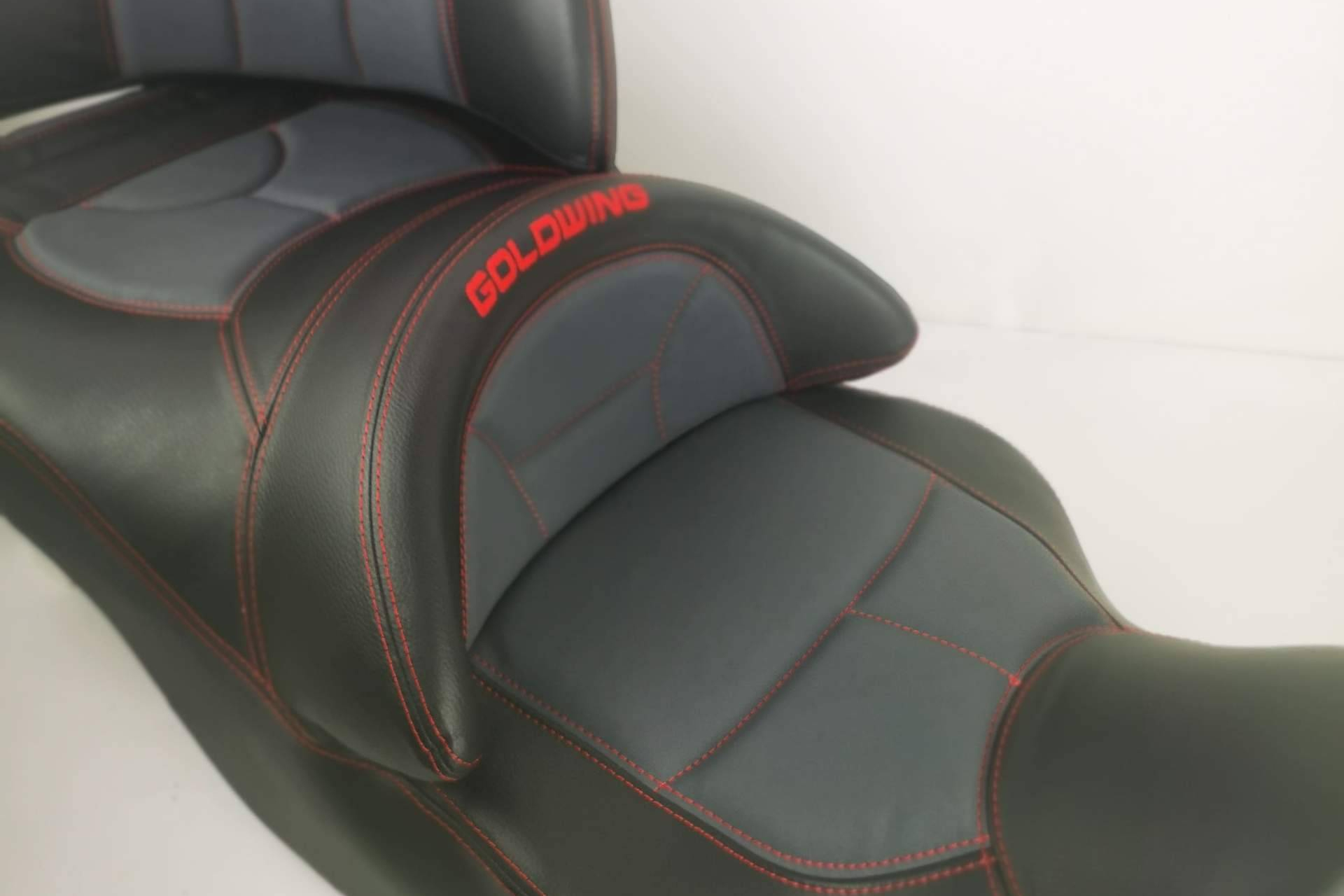 Diseño, agarre y personalización; la fórmula de JM-FUNDAS para transformar el asiento de la moto