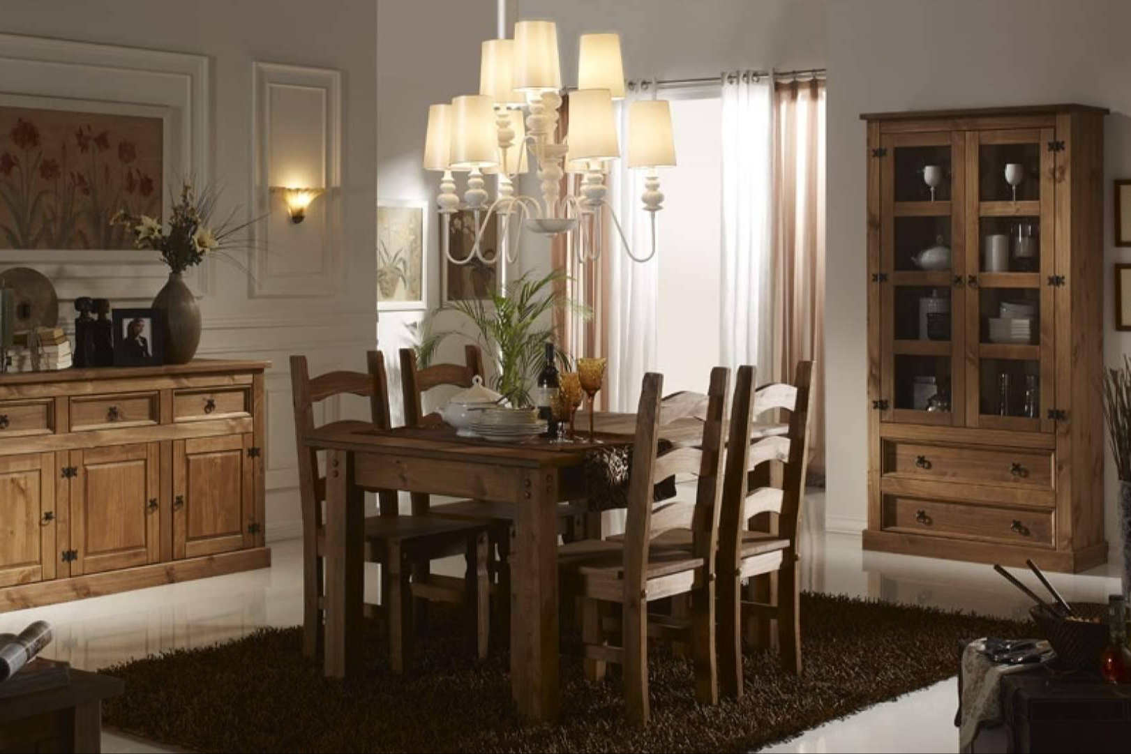 Mesas de comedor y muebles rústicos de madera, el catálogo versátil que define a Muebles Baena