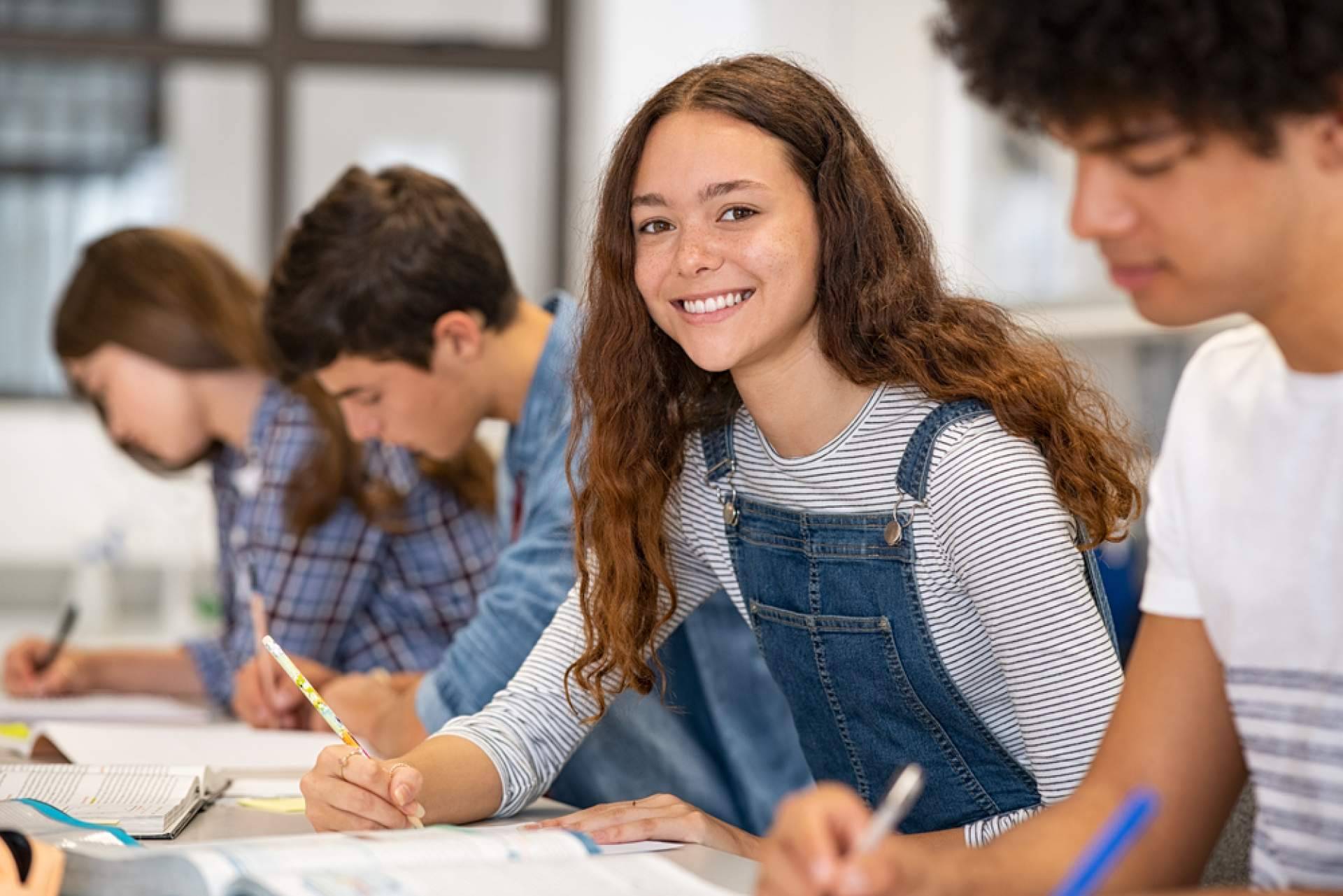 ISEB ofrece másteres online avalados por la Universidad Isabel I con metodología adaptable