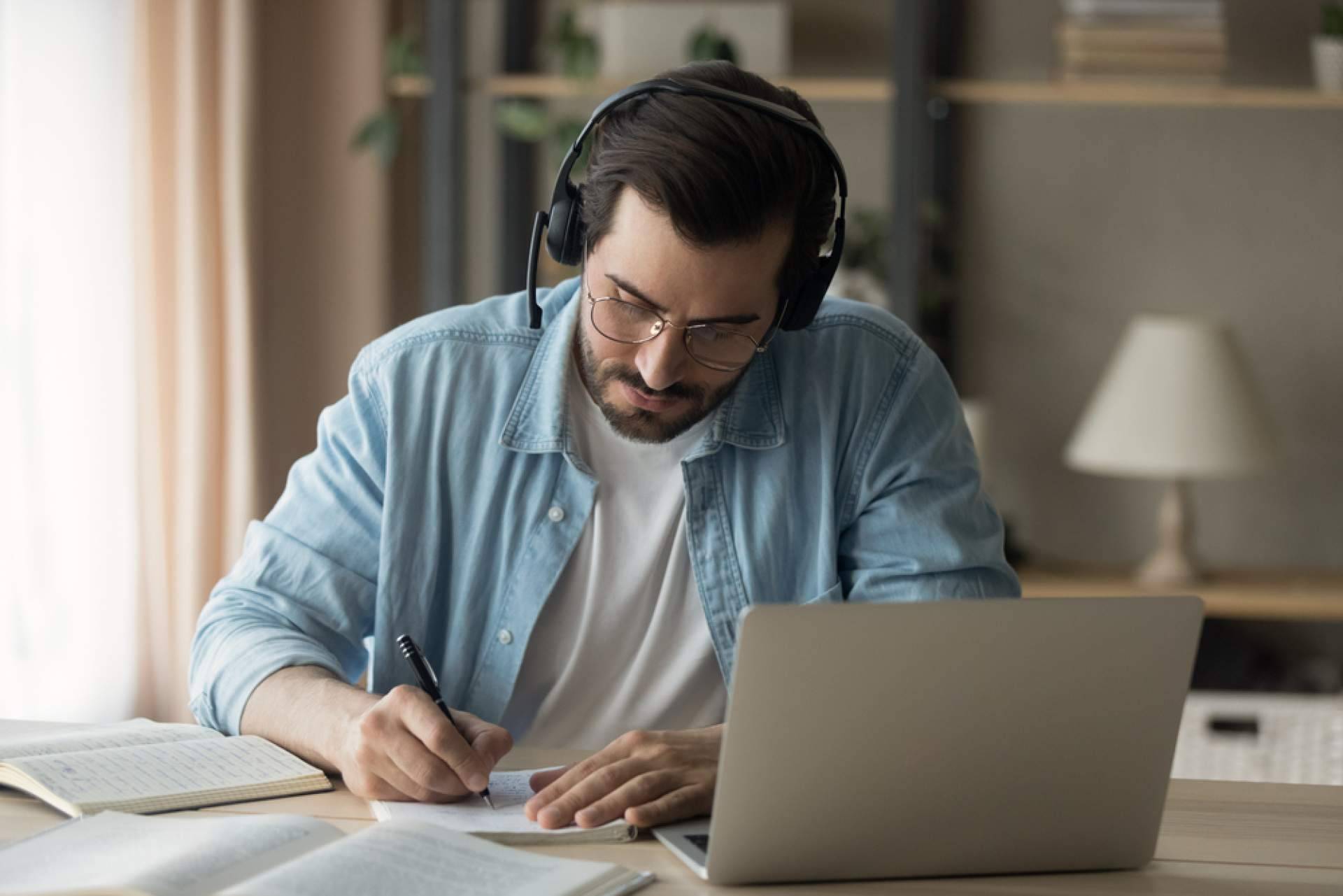 ENEB refuerza la formación ejecutiva con su MBA y Máster en Coaching y Mindfulness en modalidad online