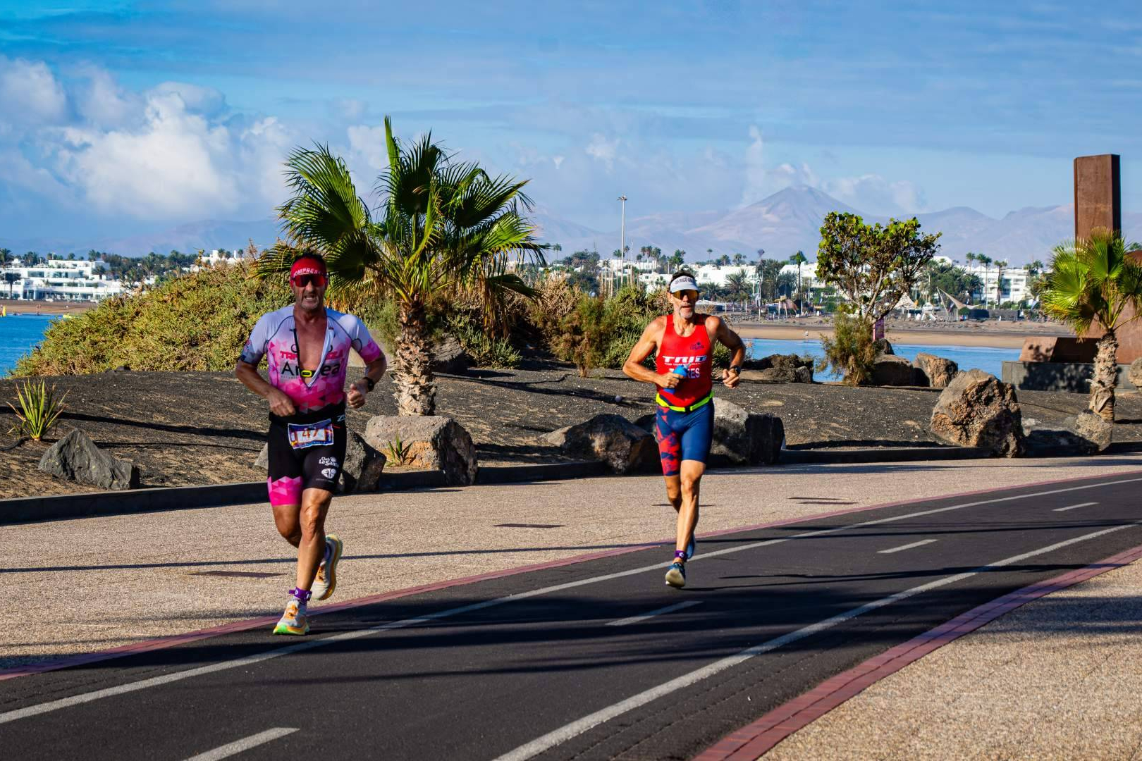 Ocean Lava Lanzarote 2026 lanza inscripciones y consolida su lugar en el calendario mundial del triatlón