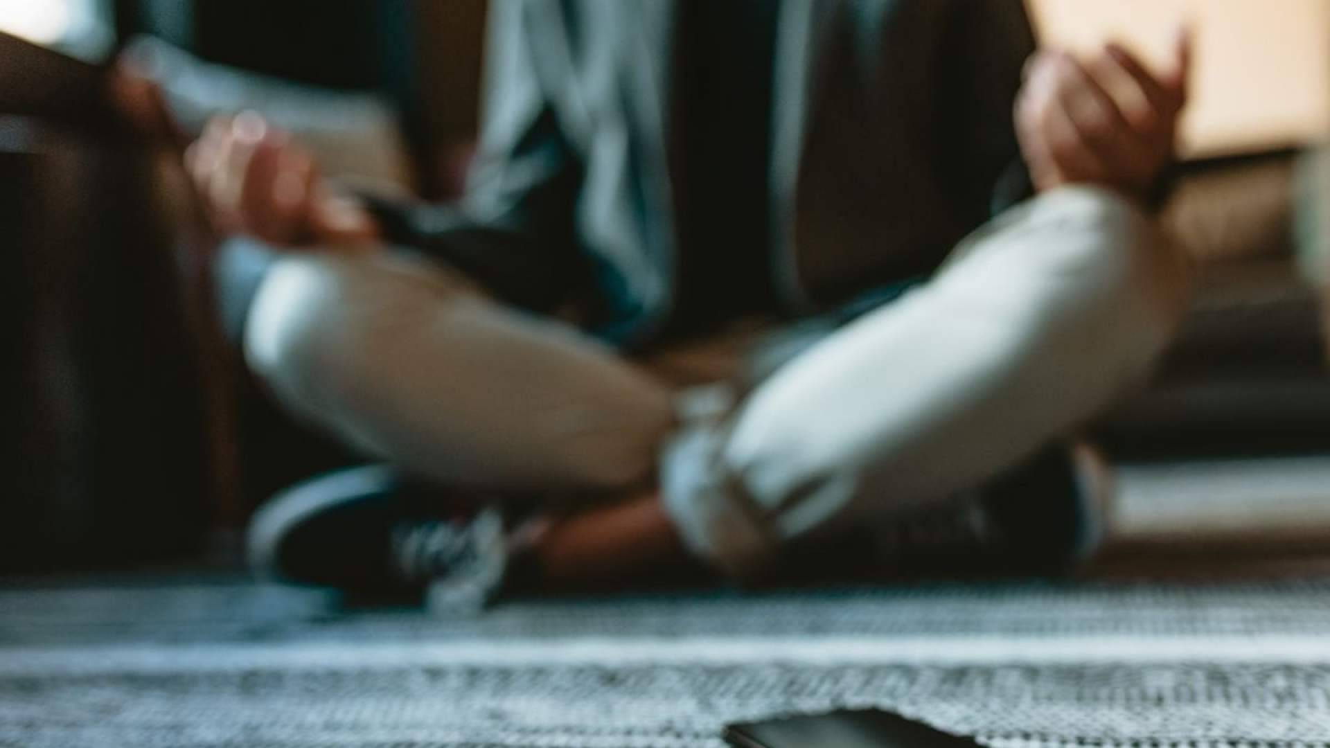 La metodología de Think&Else que prioriza la pausa y la reflexión antes de lanzar campañas B2B