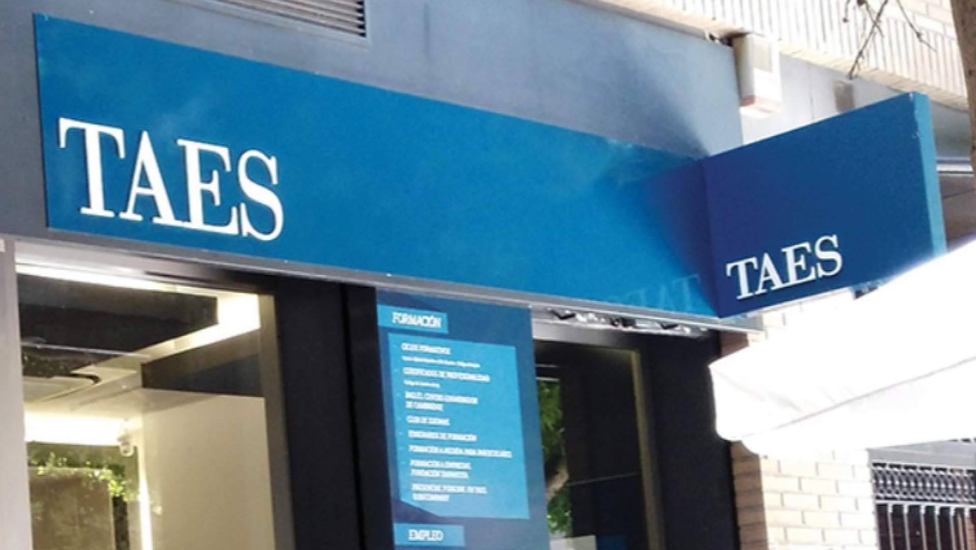 Casi 30 años posicionan a TAES Formación como líder en formación en Valencia