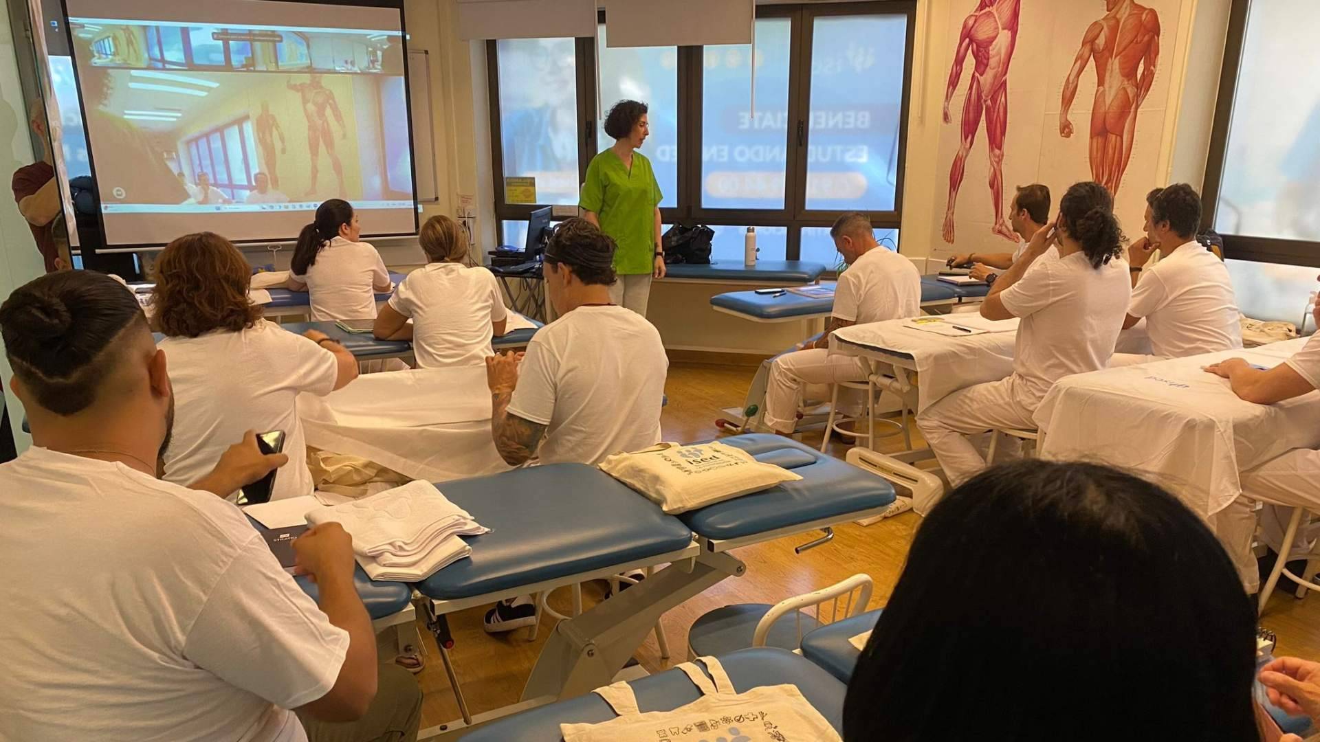 ISED Expert presenta nuevos programas de especialización en osteopatía, acupuntura y nutrición
