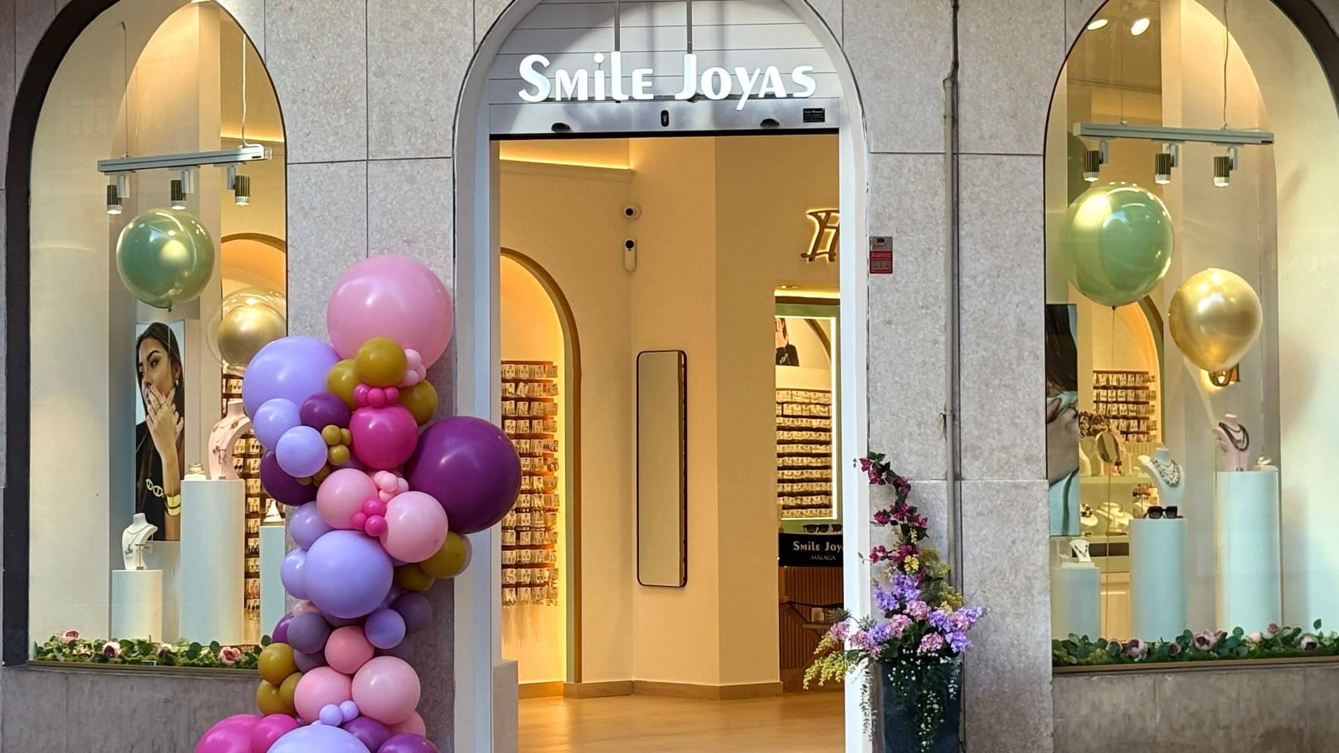 Una empresa malagueña convierte los globos en experiencias de lujo para marcas y eventos exclusivos