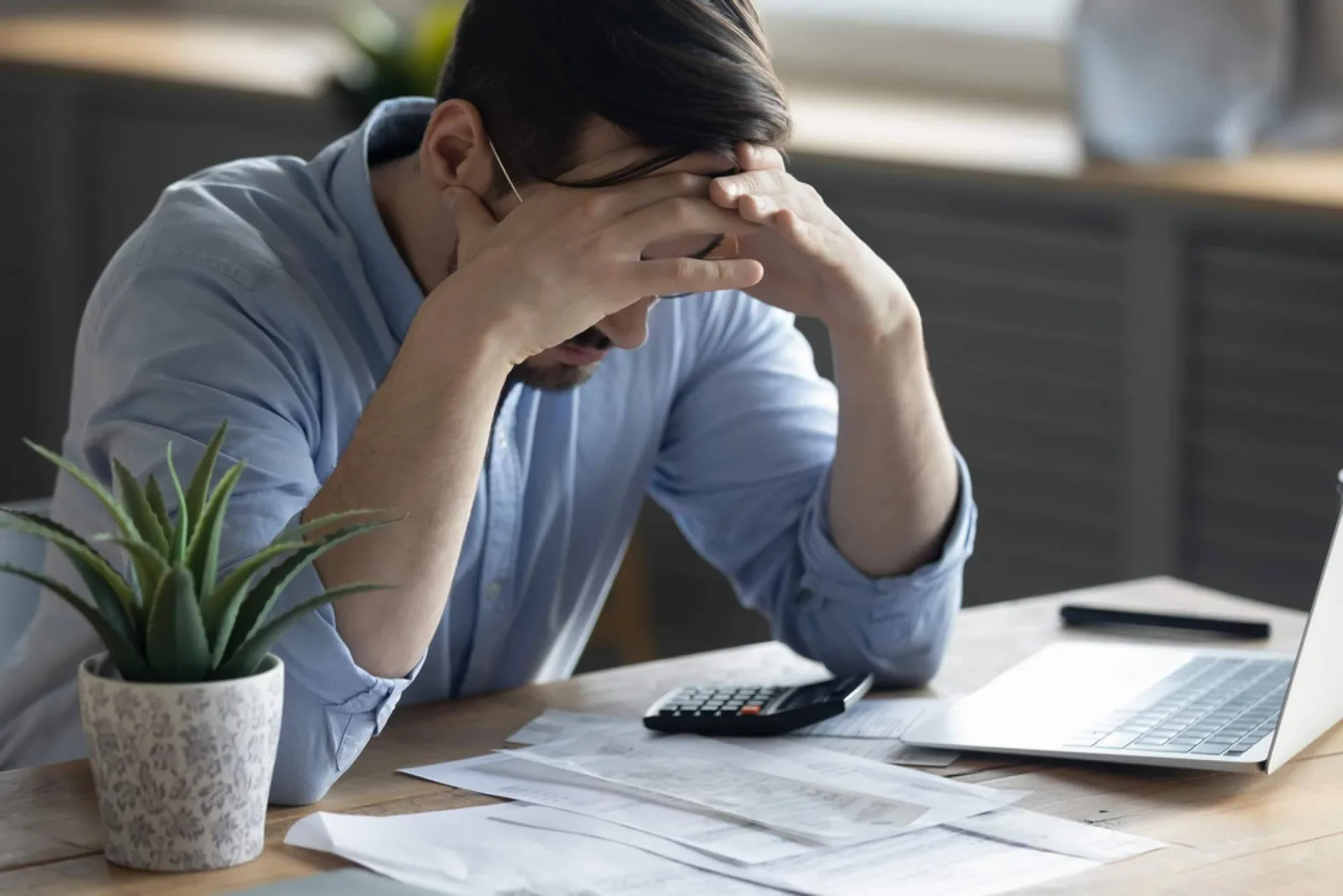Cómo recuperar una factura impagada sin costes iniciales; el método de Zentium Legal