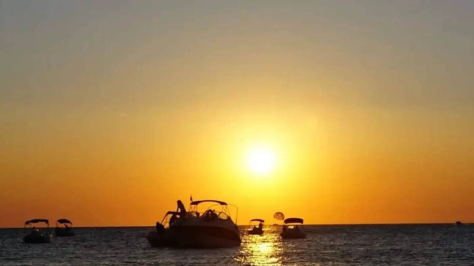 Open Boats ofrece las claves para disfrutar con seguridad del eclipse total de Sol desde el mar en Ibiza